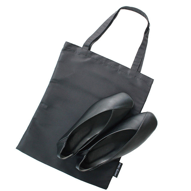 携帯スリッパ かかとが踏めるらくちんルームパンプス 入学式用 卒業式用 お母様用 携帯シューズ かかとゴム入り 学校用 保護者用 オフィス用 機内用 旅行用 フェイクレザー 収納袋付き レディース ブラック Sサイズ Mサイズ Lサイズ フォーマルスリッパ